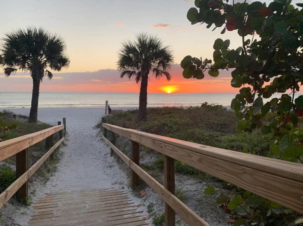 Wake Up To Ocean Views From Your Private Balcony Tampa Exteriér fotografie